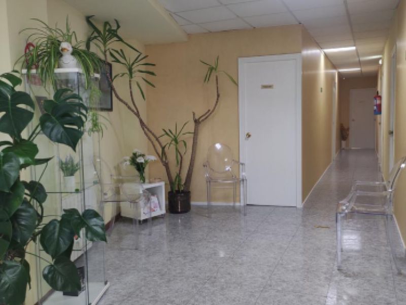 Sala de espera del Centro psicotécnico en Tineo